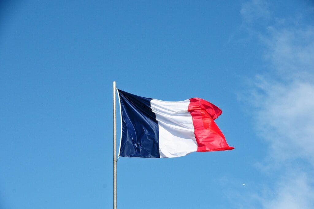 flag, wind, patriotism, mast, rod, french flag, france, patriot, official, town hall, public building, france flag, french republic, traditions, national, french, country, tribute, commemoration
